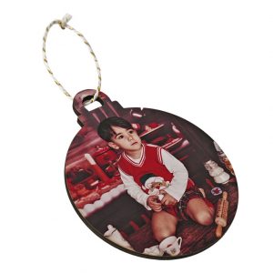 Bola de Navidad de madera con foto de 8x9,5cm, de grosor 3mm